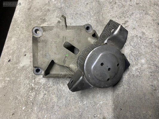OPEL CORSA D CORSA E 1.4 MOTOR KULAK BAĞLANTI BRAKETİ 13248790