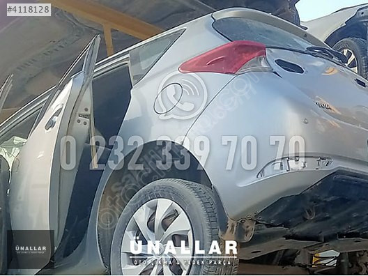 TOYOTA AURİS SAĞ ARKA ÇAMURLUK ve TÜM AKSAM| ÜNALLAR OTO ÇIKMA |