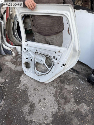 Dacia MCV sağ arka kapı