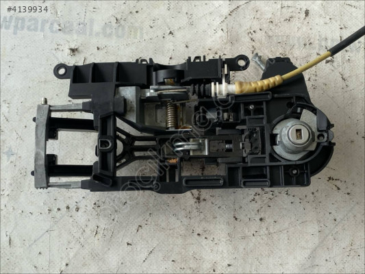 BMW F10 SAĞ ÖN KAPI KOLU MEKANİZMASI