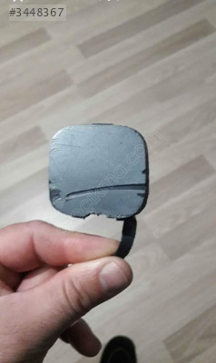 Megane 2 faz 1 ön tampon çeki demiri kapağı