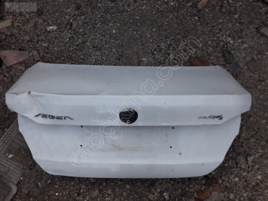 FİAT EGEA BAGAJ KAPAĞI
