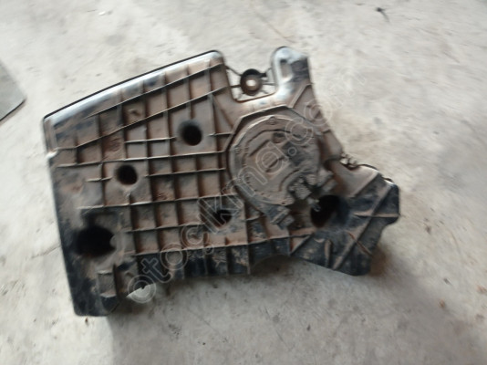 MERCEDES BENZ E SINIFI W213 ADBLUE DEPOSU A0994711100