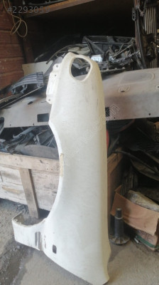 toyota coralla sol ön çamurluk