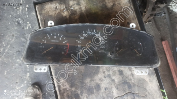 Toyota Corona km saati