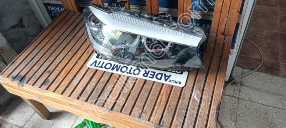 BMW G30 sağ far LED Xenon