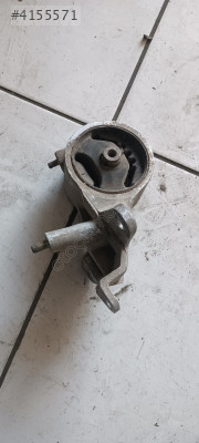 Opel Vectra b motor takozu