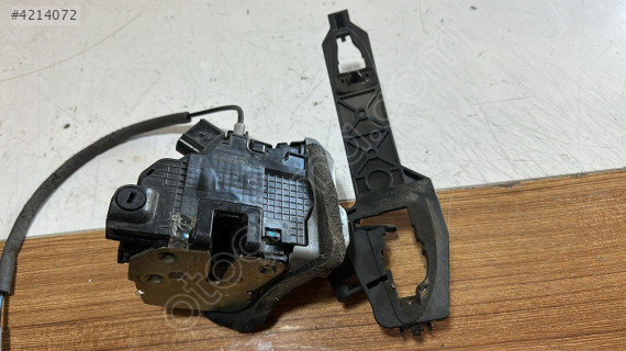 2012-2016 HYUNDAİ İ20 SAĞ ARKA KAPI KİLİDİ ORJ ÇIKMA