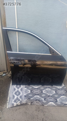 BMW E60 SAĞ ÖN KAPI