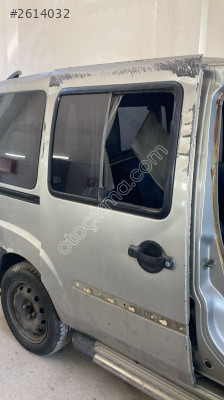 Fiat doblo çıkma sağ sürğülü kapı