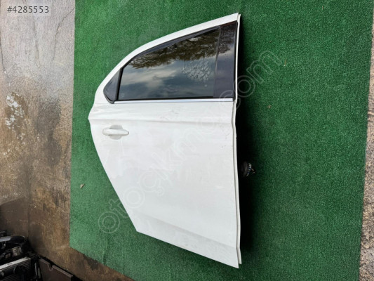 PEUGEOT 301 SAĞ ARKA