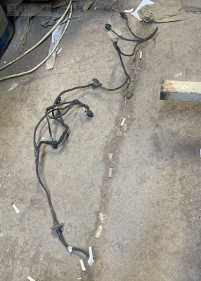 MERCEDES W205 C SERİSİ ÖN PARK SENSÖRÜ TESİSATI A2055401900