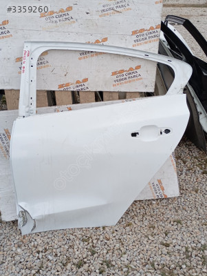 Ford focus çıkma sol arka kapı