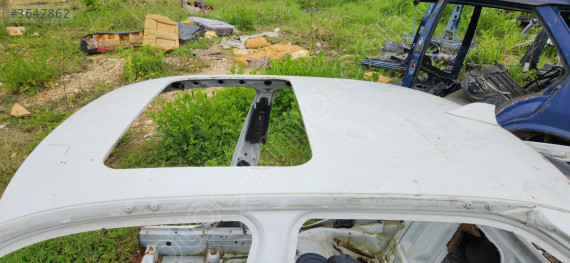 BMW E30 TAVAN SACI