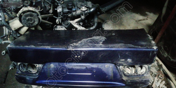 Honda Accord Modeli İçin Çıkma Bagaj Kapağı