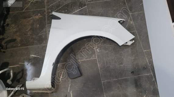 Renault clio 3 sağ ön çamurluk