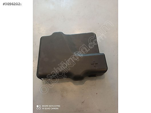 Peugeot 206 akü üst kapağı orijinal çıkma 9624622280