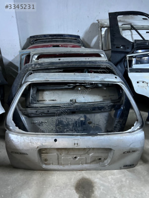 1998 2001 Honda civic 1.4 İes çıkma arka bagaj hacback