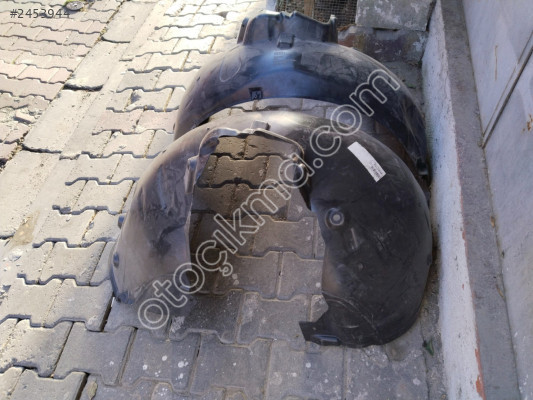 AUDİ A4 ÇAMURLUK DAVLUMBAZI 8V0 821 172 G