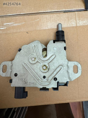 Ford Focus Cmax kaput kilit 3m5113700bc 2012