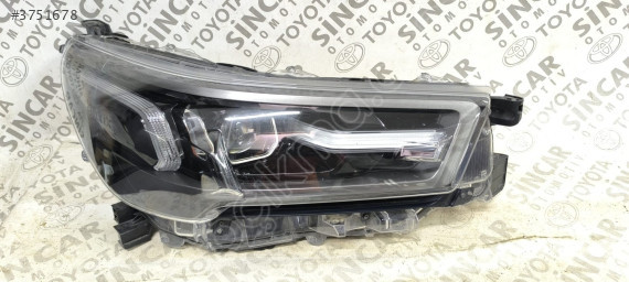 TOYOTA HİLUX 2021 2025 SAĞ ÖN FAR ÇIKMA ORJİNAL