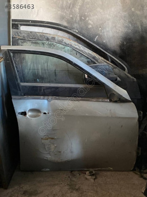 ALFA ROMEO 156 SAĞ ÖN KAPI