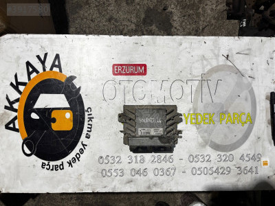 8200323857-EMS3132 DACİA SOLENZA 1.4 Çıkma Motor Beyni