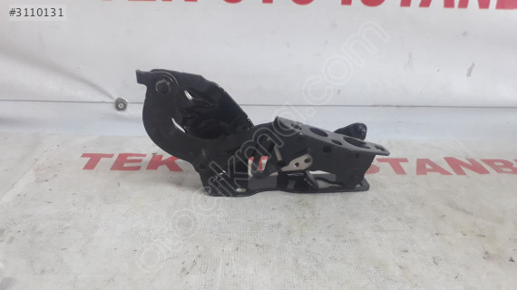 Mercedes E 213 KAPUT MENTEŞESİ SOL A2138800128