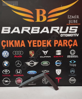 SKODA OCTAVİA SOL SÜS BRAKETİ 5E3807833