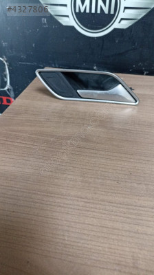 8V4839020 AUDİ A3 SAĞ ARKA KAPI İÇ AÇMA KOLU