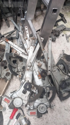 CHEVROLET KALOS SAG ÖN CAM KRİKOSU.OTO ERKAN ÜNYE