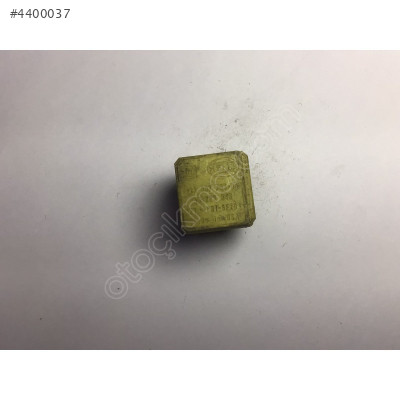 Opel Ateşleme Rölesi 90226846 4RA007793-06