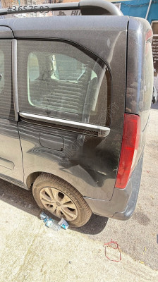Citroen Berlingo 2011-2015 1.6 tdi sol arka çamurluk