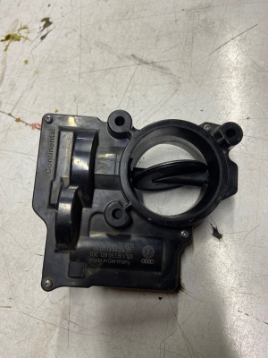 03C128063B-VW Golf 6 Gaz Kelebeği Orjinal Çıkma