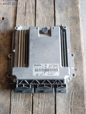 237102213R Renault Clio 4 motor beyni
