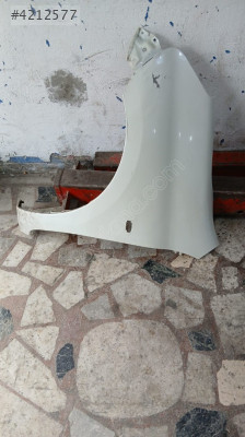 NISSAN MICRA K12 SAĞ ÖN ÇAMURLUK (SEDEFLİ BEYAZ RENK) ORİJİNAL