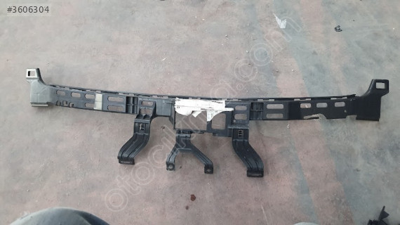 mercedes  w212 arka tampon tutacagı sıfır yeni orjinal