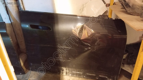 BMW İ7 ORJİNAL ÇIKMA SAĞ ÖN KAPI