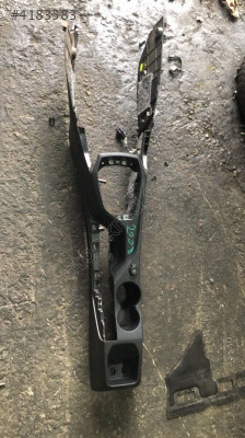 PEUGEOT 2008 ORTA KONSOL OTO FEDAİ