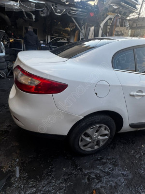 RENAULT FLUENCE ARKA ÇAMURLUK