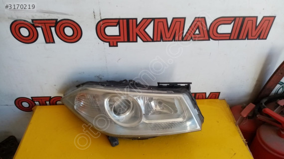 Renault Megane 2 xenon sağ far