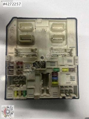 284B63007R RENAULT MASTER 3 2.3 SİGORTA KUTUSU