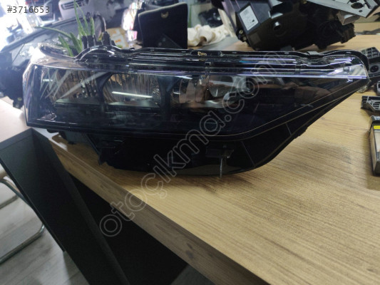 DS4 yeni kasa full led sağ ön far