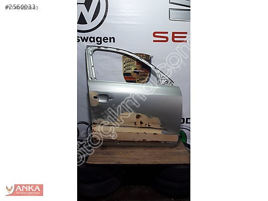 AUDİ Q3 SAĞ KAPI 8U0831125B ORJİNAL ÇIKMA PARÇA
