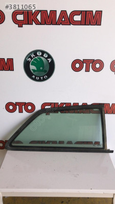 AUDİ A3 TEK KAPI SAĞ YAN CAM VE TÜM ÇIKMA ORJİNAL PARÇALAR
