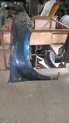 Dacia Duster eski model sağ ön çamurluk orijinal