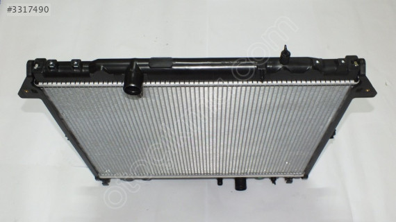 HILUX WIGO 06- RADYATÖR MANUEL BRAZING TİP