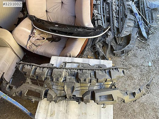Renault fluency ön tampon darbe emici