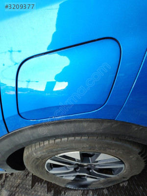 Peugeot 2008 depo kapağı