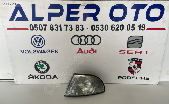 8D0953049H SOL SİNYAL LAMBASI AUDİ A4 1995-2000
